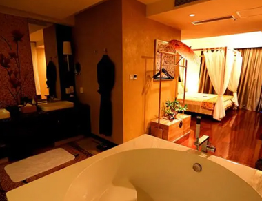 苏州姑苏区养生会所的黄昏恋：当爱情遇上八十岁